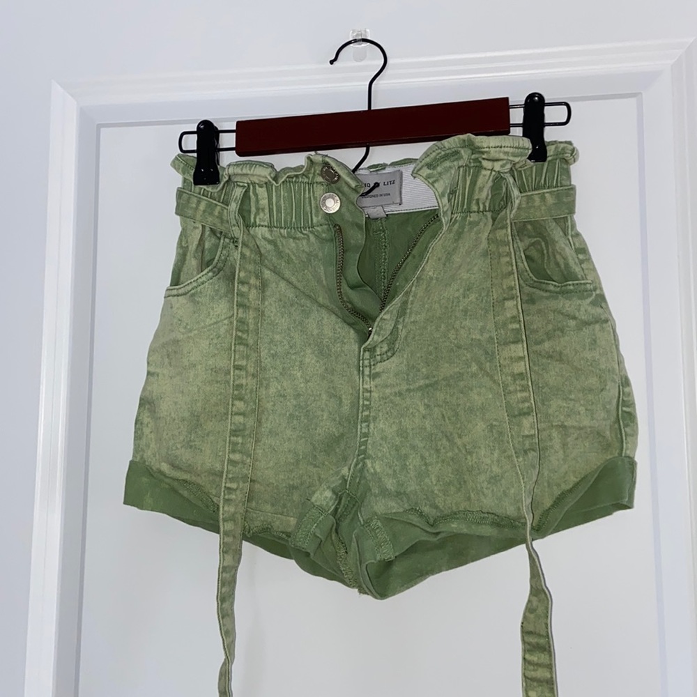Green paper bag shorts! Comfy and stretchy.